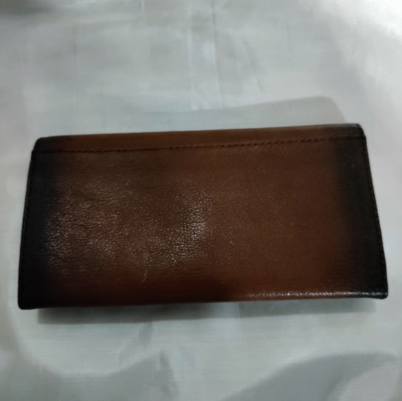 Frye warm chocolate brown leather zippered pocket card slots wallet - Picture 3 of 7